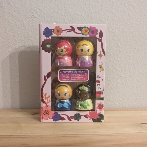 Disney Princess Roll On Lip Gloss - Picture 1 of 5